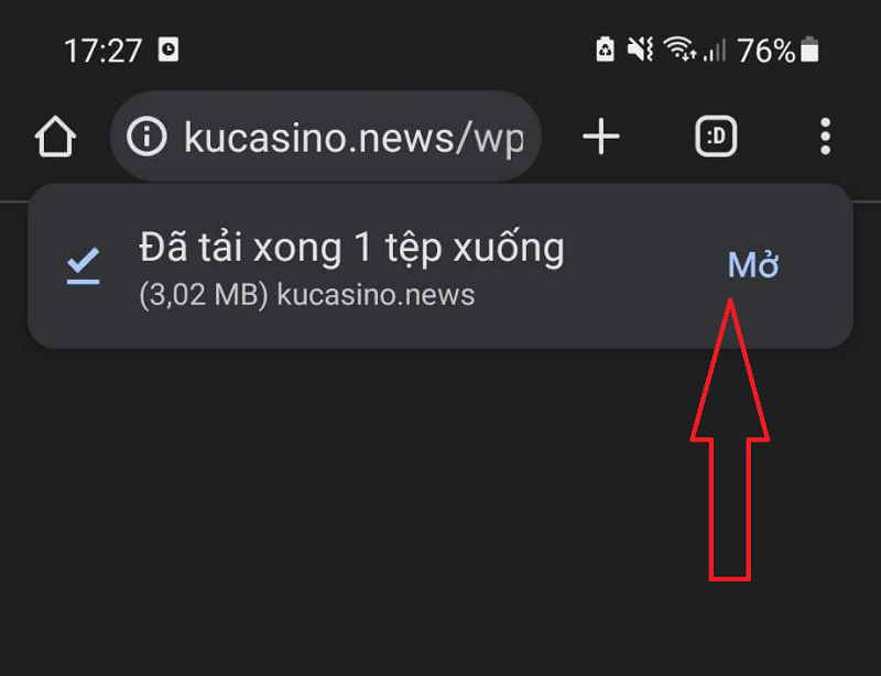 Mở file app vừa tải về